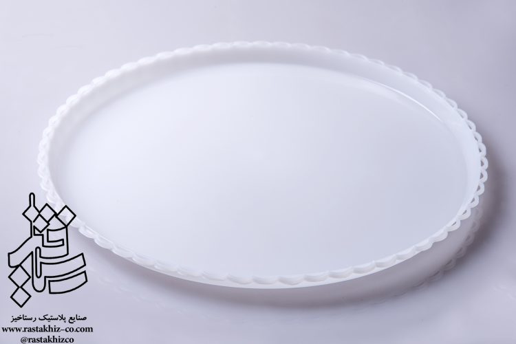 بشقاب گرد سفید